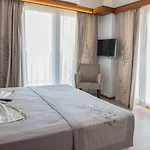 מלון Azmakhan 3*