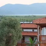 Azmakhan 3* אקיאקה