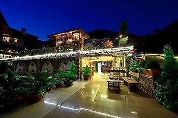 Azmakhan Hotel 3*