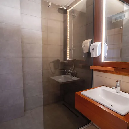Azmakhan Hotel 3*
